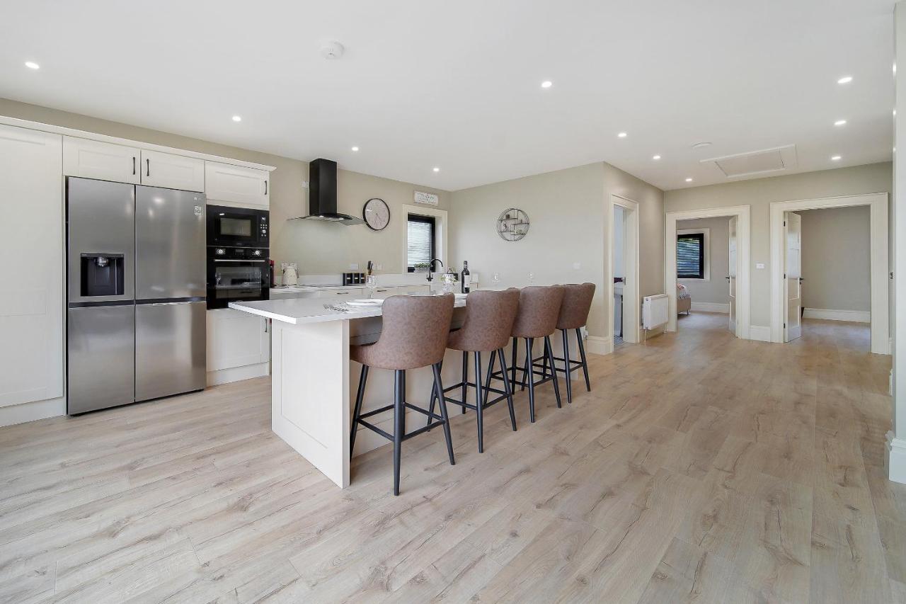 Seaview Lodge Apartment 'Sleeping 4 Guests' Rockstown Luaran gambar