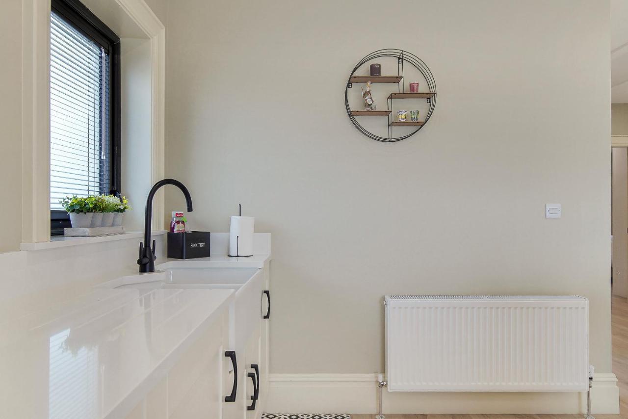 Seaview Lodge Apartment 'Sleeping 4 Guests' Rockstown Luaran gambar