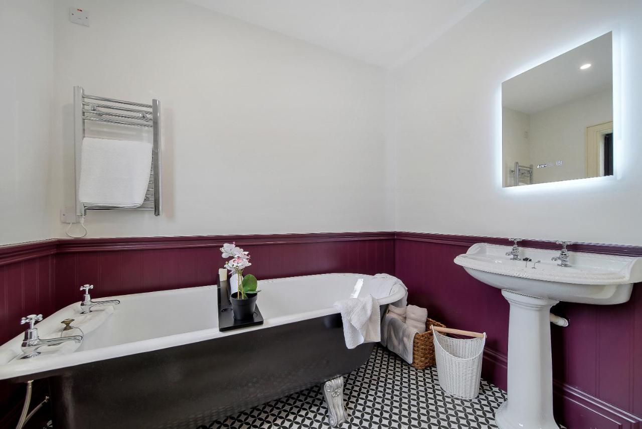 Seaview Lodge Apartment 'Sleeping 4 Guests' Rockstown Luaran gambar