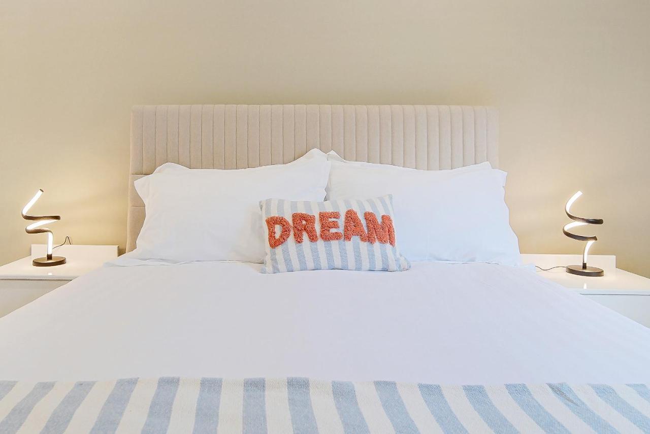Seaview Lodge Apartment 'Sleeping 4 Guests' Rockstown Luaran gambar