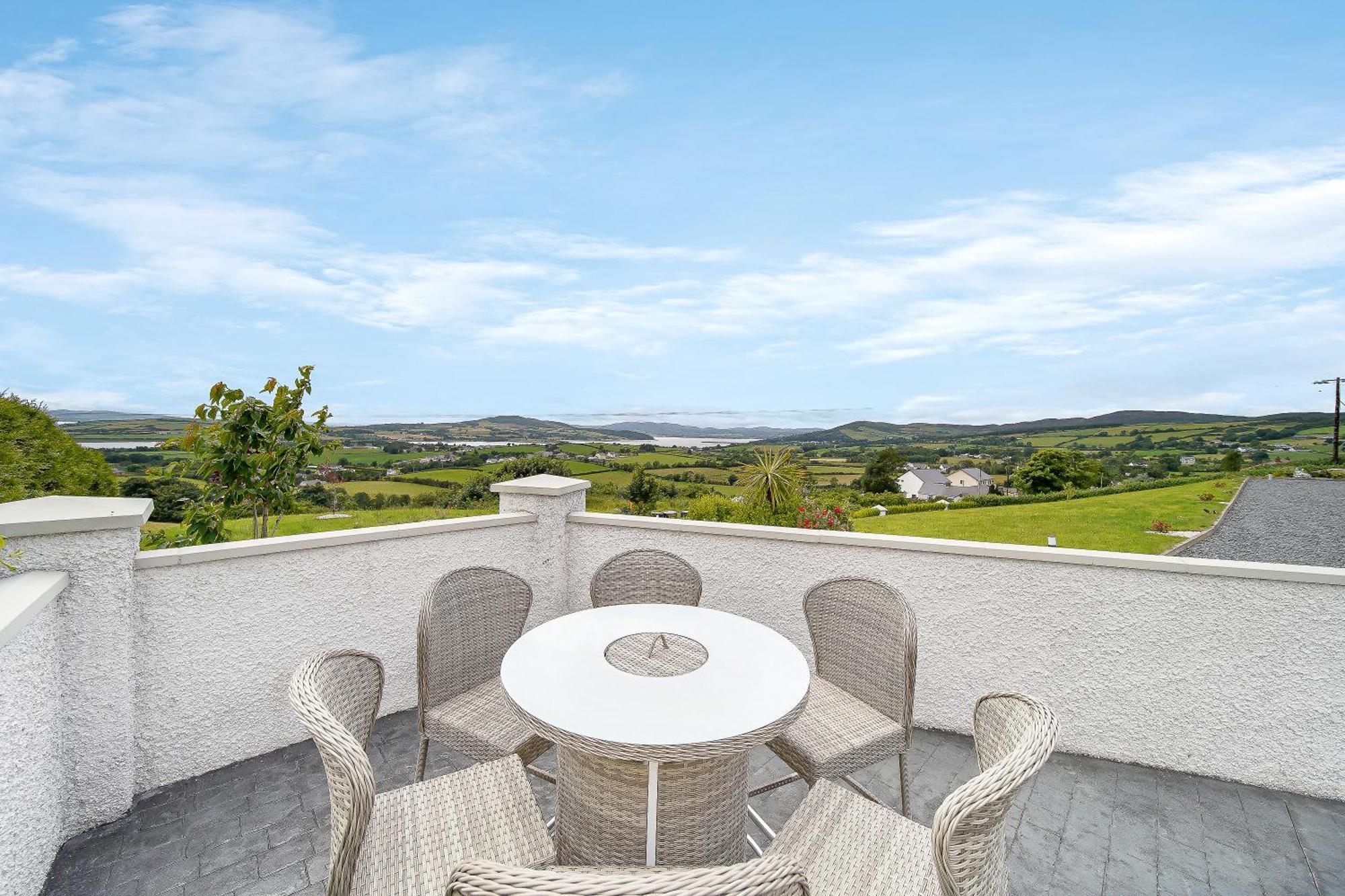 Seaview Lodge Apartment 'Sleeping 4 Guests' Rockstown Luaran gambar
